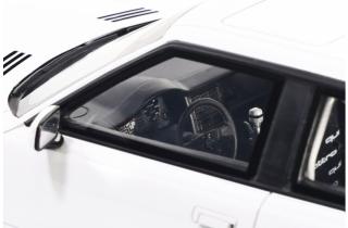 AUDI 80 B4 COUPÉ RS2 PRIOR DESIGN WHITE 2021 OttO mobile 1:18 Resinemodell (Türen, Motorhaube... nicht zu öffnen!)